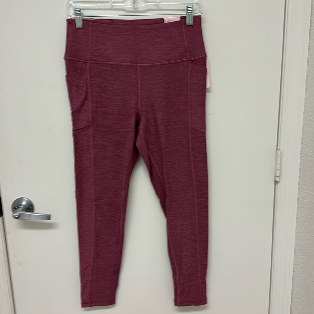 Victoria’s Secret soft high-rise leggings, size 10, color mauve, 7/8 length